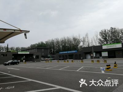 唐山服務區停車場與柜臺服務全解析